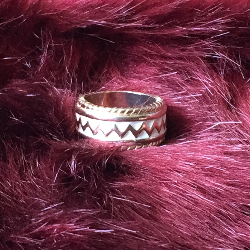 Little Ring